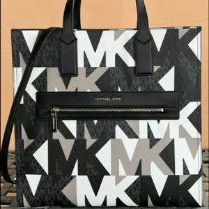 MK lrg. Kenly Tote BRAND NEW W/TAGS. GORGEOUS!